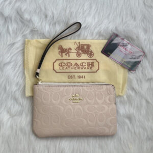Coach_Wristlet_Emboss_Premium_With_Dust_Cover