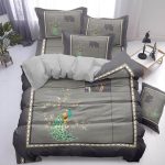 Kainaat premium King Size Bedsheet with 2 Pillow Covers Size 108 x 111