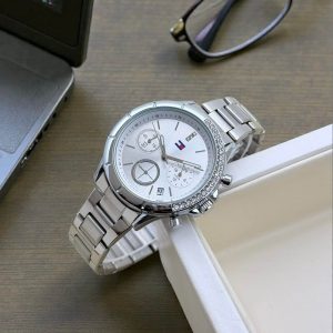 Tommy Hilfiger Silver Dial Round Shaped Casual Women Analog Watch Replica