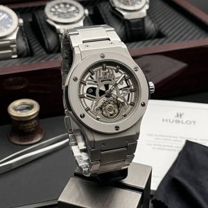 Mens Hublot Skeleton Collection Watch Date Display Feature