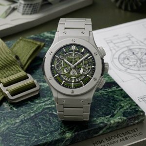 Mens Hublot Skeleton Collection Watch Date Display Feature